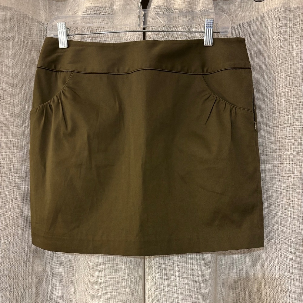 Elle Women’s Millennial Green Mini Skirt With Pockets Size 8